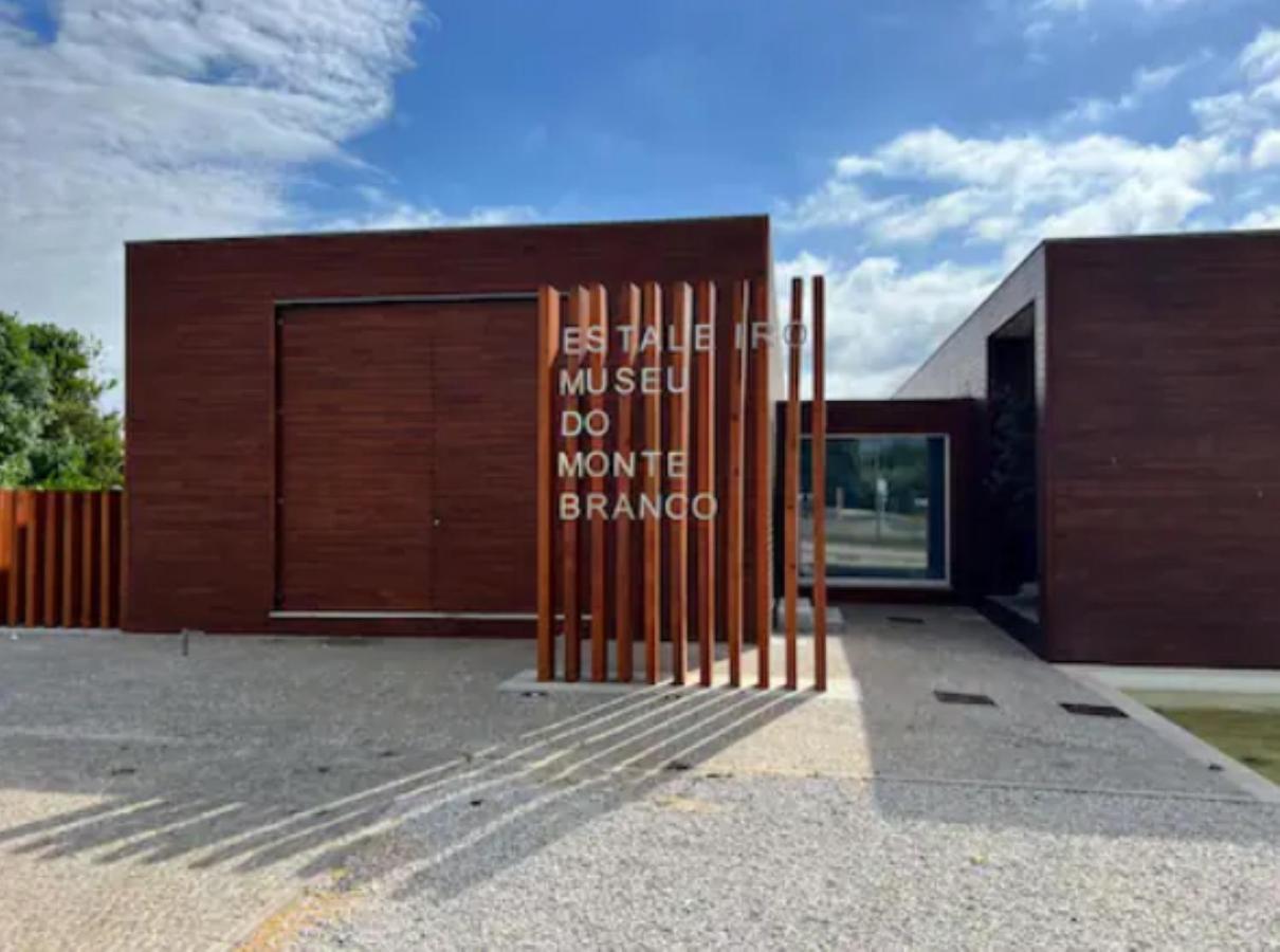 O Cantinho Entre a Ria e o Mar Torreira Exterior foto